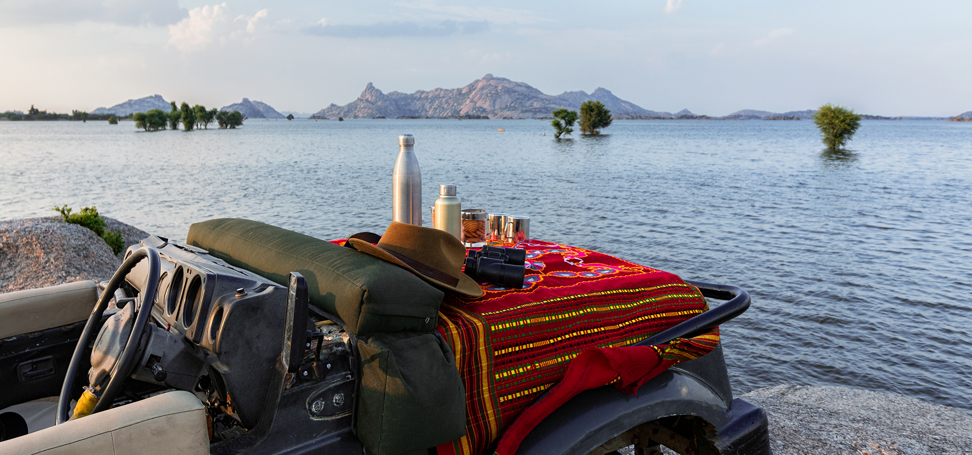 Campers enjoying tour at Jawai
